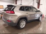 Jeep Cherokee Latitude 4X4 1C4PJMCBXHW639673 fotografie