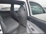 Toyota Tacoma Base V6 3TMLU4EN5BM078187 снимка