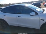Tesla Model Y Performance Dual Motor All-Wheel Drive 5YJYGDEF9MF268779 photo