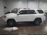 Toyota 4Runner Trd Off Road Premium JTEBU5JR8J5555141 снимка