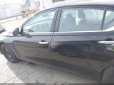 Nissan Altima S Fwd 1N4BL4BV9NN324421 fotografie