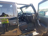 Jeep Wrangler Unlimited Sahara 4X4 1C4BJWEG5HL522471 fotografie