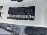 Toyota Corolla L 5YFBURHE8HP722609 снимка