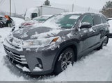 Toyota Highlander Le Plus 5TDBZRFH7KS932731 снимка