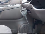 Chevrolet Blazer Ls 1GNDT13X44K151447 снимка