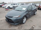 Toyota Corolla Le 5YFBURHE6JP775752 снимка