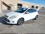 Ford Focus Se 1FADP3K22EL421338 снимка