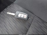 Nissan Rogue S 5N1AT2MV6KC817600 снимка