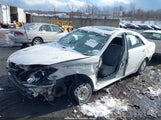 Toyota Camry Le 4T1BE30K05U402500 снимка