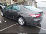 Toyota Camry Le 4T1B11HK5KU781445 photo