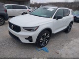 Volvo Xc40 B5 Plus Dark Theme YV4L12UC2S2453387 снимка