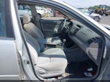 Toyota Camry Le 4T1BE32K13U257218 снимка