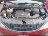 Chrysler Pacifica Touring L 2C4RC1BG6JR258738 снимка