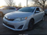 Toyota Camry Le 4T4BF1FK2DR285788 снимка