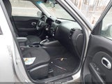 Kia Soul + KNDJP3A57H7424645 снимка