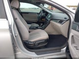 Hyundai Sonata Se 5NPE24AF3FH001634 снимка