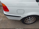 BMW 323I WBAAM3338XKC58944 снимка
