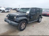 Jeep Wrangler Unlimited Sport 1C4HJWDG0CL202317 fotografie