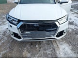 Audi Q5 2.0T Premium/2.0T Tech Premium WA1BNAFY7J2085576 fotografie