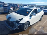 Toyota Prius Four JTDKARFU7H3035827 снимка