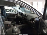 Jeep Cherokee Latitude Plus 4X4 1C4PJMLX2KD271195 снимка