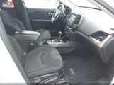 Jeep Cherokee Latitude 1C4PJLCB8FW669276 снимка