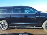 Lincoln Navigator Black Label L 5LMJJ3TG3PEL04702 photo