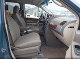 Chrysler Town & Country Touring 2A8HR54119R561523 photo