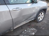 Jeep Compass Latitude 4X4 3C4NJDBB4KT592582 снимка