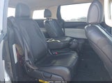 Kia Carnival Mpv Lx Seat Package KNDNB4H38P6214876 fotografie
