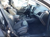 Jeep Cherokee Latitude Plus 4X4 1C4PJMLB0KD174873 снимка