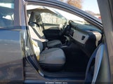 Toyota Corolla Le Plus 5YFBURHE7EP137452 снимка