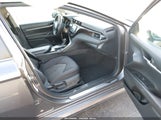 Toyota Camry Le 4T1B11HK1KU737569 снимка