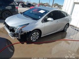 Toyota Prius Two JTDKBRFU0J3584014 снимка