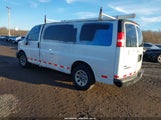 Chevrolet Express  Work Van 1GCUGAD47A1117005 fotografie