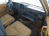 Volvo 240 YV1AA8840M1441323 снимка