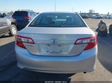 Toyota Camry Le 4T4BF1FK8DR315618 снимка