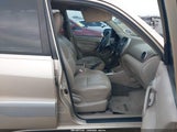 Toyota Rav4 JTEGD20V240013019 снимка
