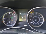 Hyundai Santa Fe Sport 2.4L 5XYZT3LB3JG572446 photo
