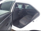 Toyota Corolla Le 5YFBURHE2JP752291 снимка
