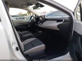 Toyota Corolla Hybrid Le JTDBCMFE8P3024324 photo