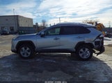 Toyota Rav4 Hybrid Xle JTMRWRFV7SJ070606 photo