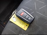 Toyota Rav4 Hybrid Xle JTMRWRFV7SJ070606 photo