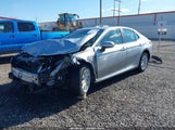 Toyota Camry Le 4T1B11HKXKU200151 photo