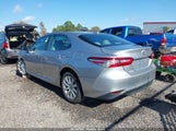 Toyota Camry Le 4T1B11HKXKU200151 photo