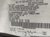 Lincoln Town Car Signature 1LNFM82W4XY601370 photo