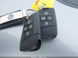 Volkswagen Tiguan 2.0T Se R-Line Black 3VV8B7AX8PM003528 photo