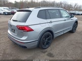 Volkswagen Tiguan 2.0T Se R-Line Black 3VV8B7AX8PM003528 fotografie
