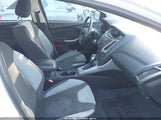 Ford Focus Se 1FAHP3F24CL306748 fotografie