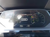Audi Q8 E-Tron Premium Plus Quattro WA15AAGE6RB066722 снимка
